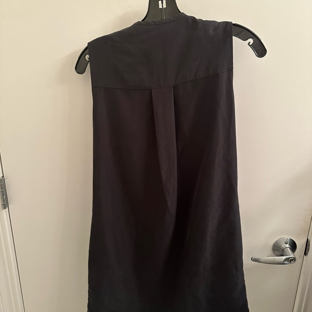 Mini LBD - Picture 5 of 5